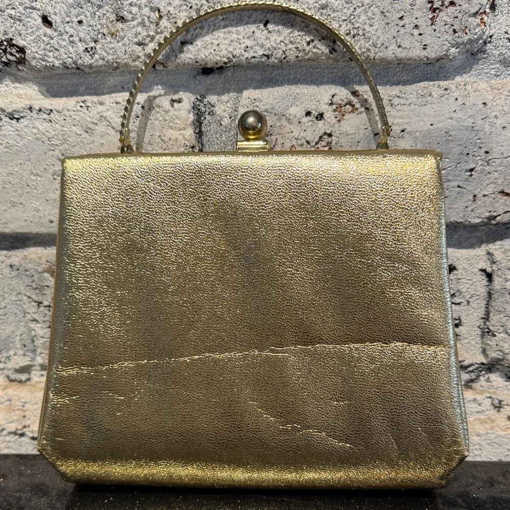 50s Elegant Gold Petite Handbag with Accessories - Picture 3 of 11